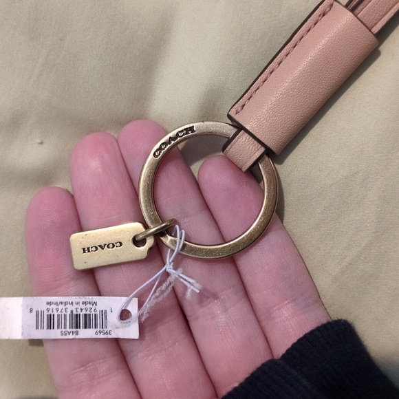 Coach Key Loop - Picture 7 of 7